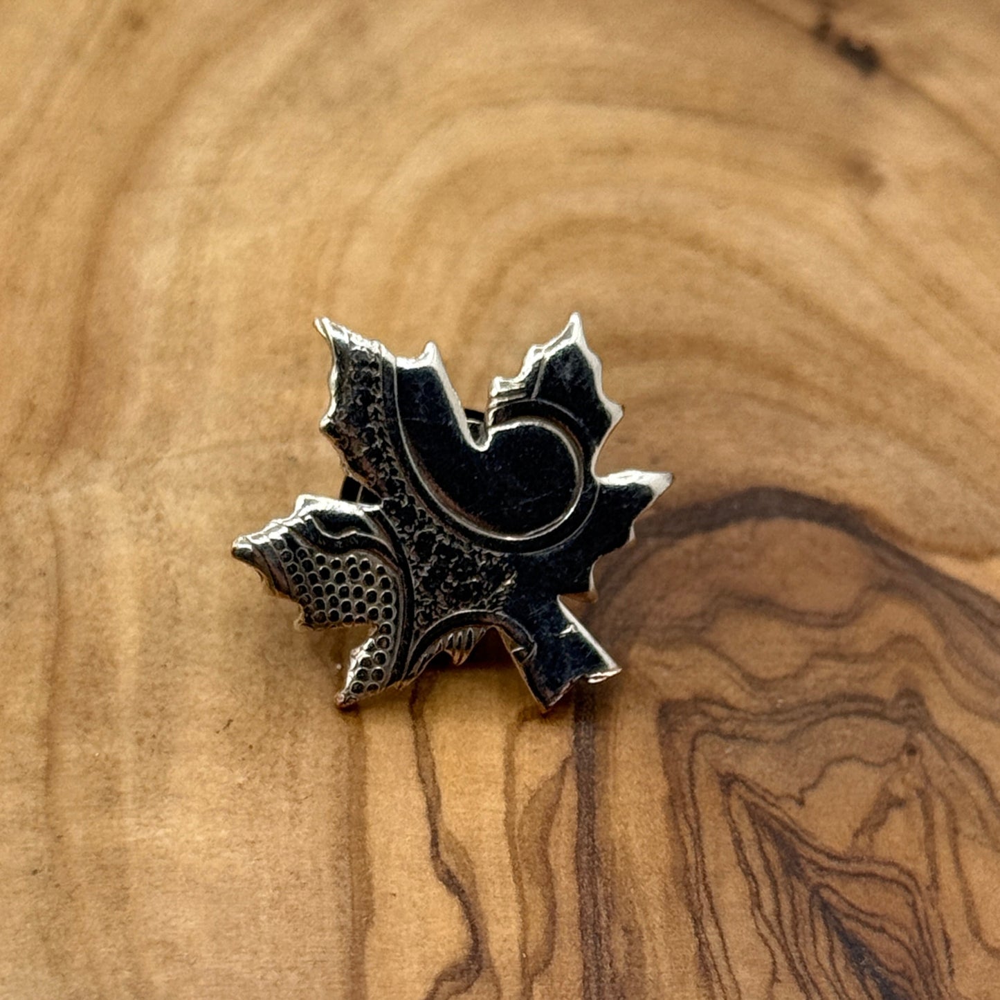 Small Maple Leaf Pin