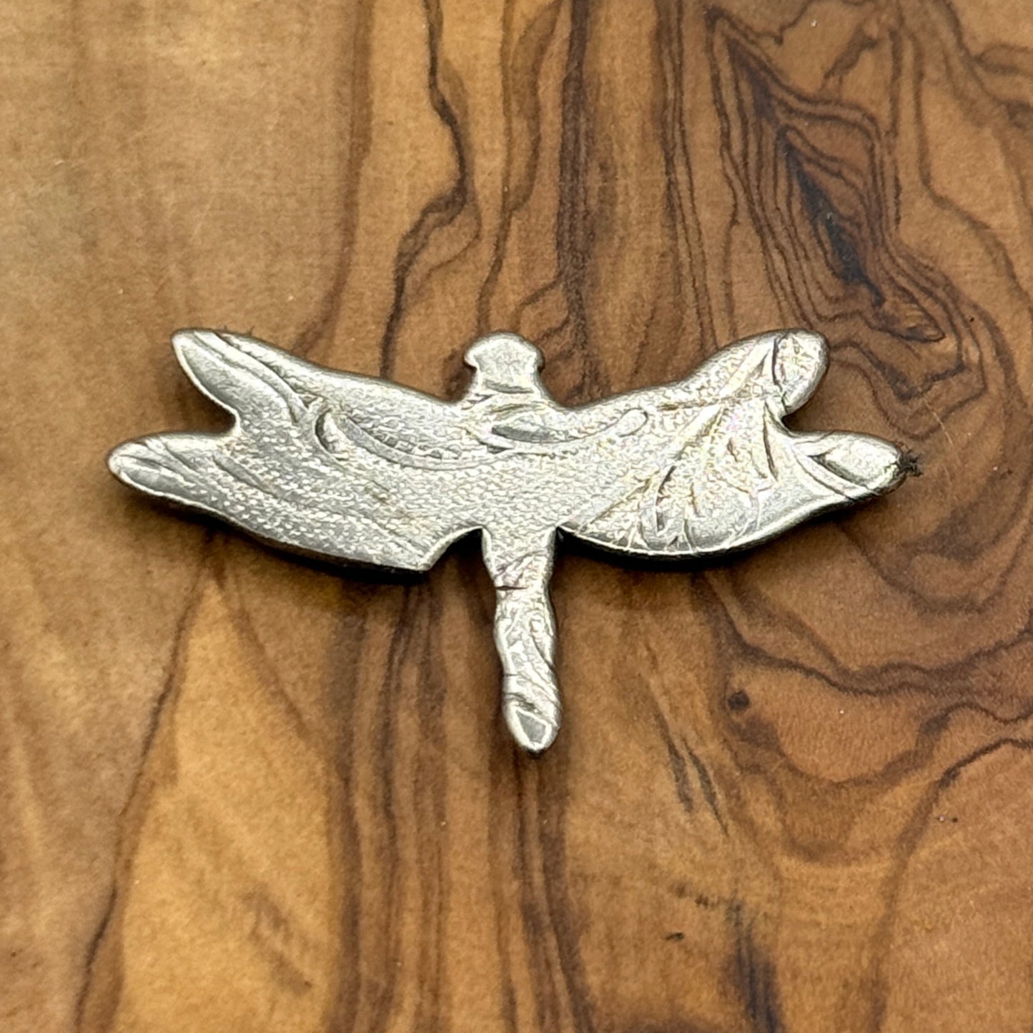 Dragonfly Magnet