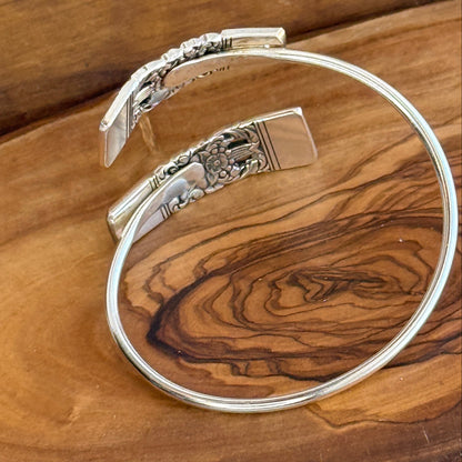 Adjustable wrap silver plated bracelet bangle