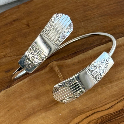 Adjustable wrap silver plated bracelet bangle