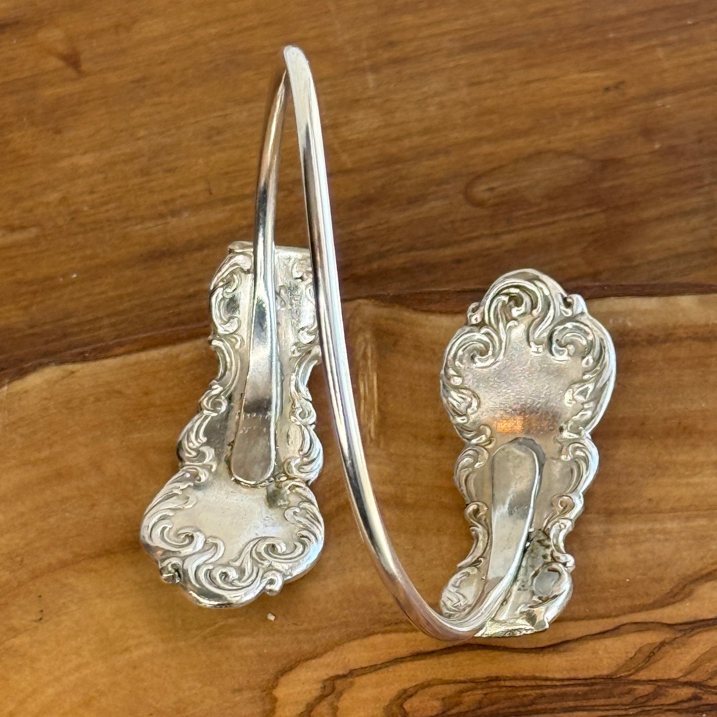 Adjustable wrap silver plated bracelet bangle
