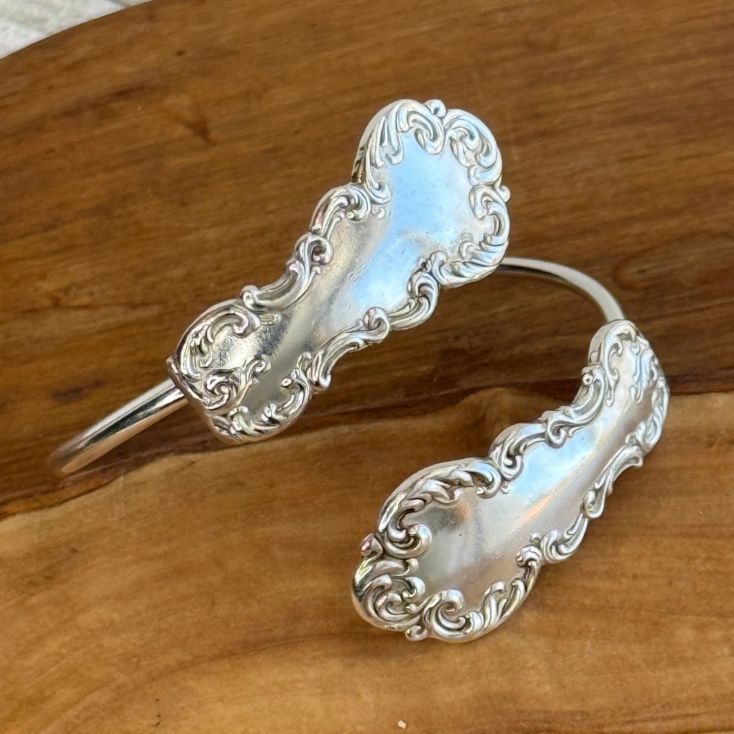 Adjustable wrap silver plated bracelet bangle