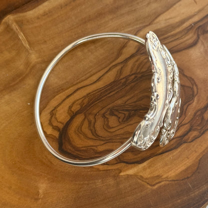 Adjustable wrap silver plated bracelet bangle
