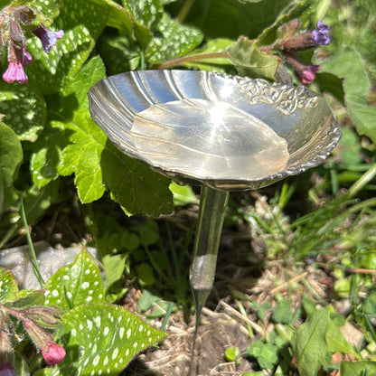 Garden Bee Bath Stake