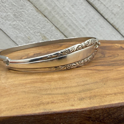Hook Tension Bracelet