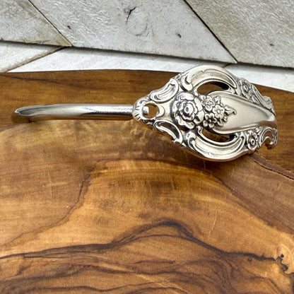 Hook Tension Bracelet