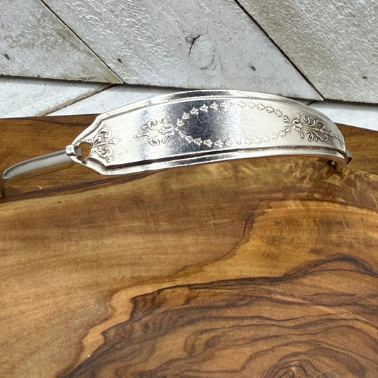 Hook Tension Bracelet