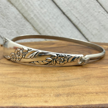 Hook Tension Bracelet