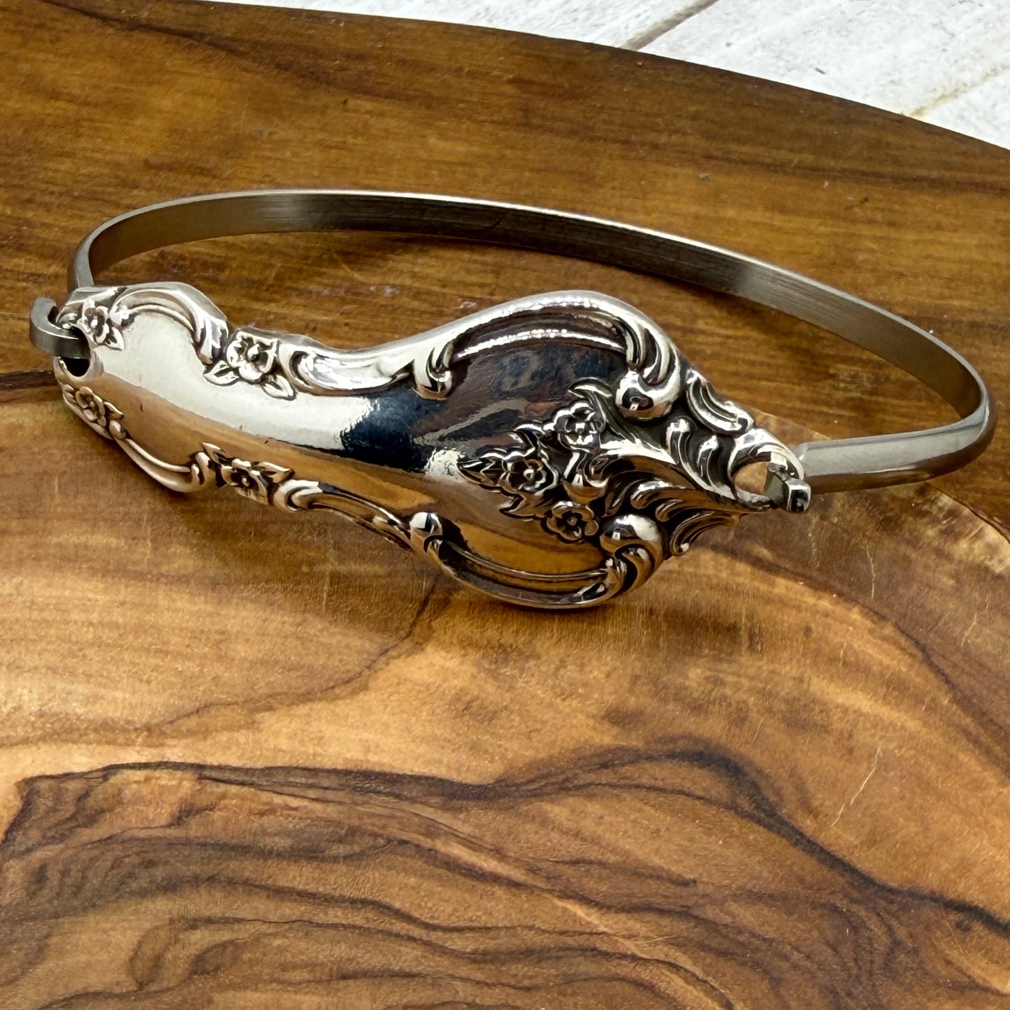 Hook Tension Bracelet