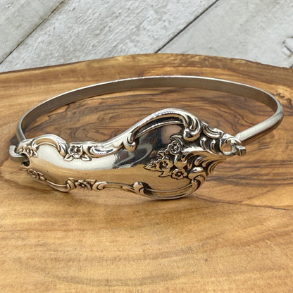 Hook Tension Bracelet