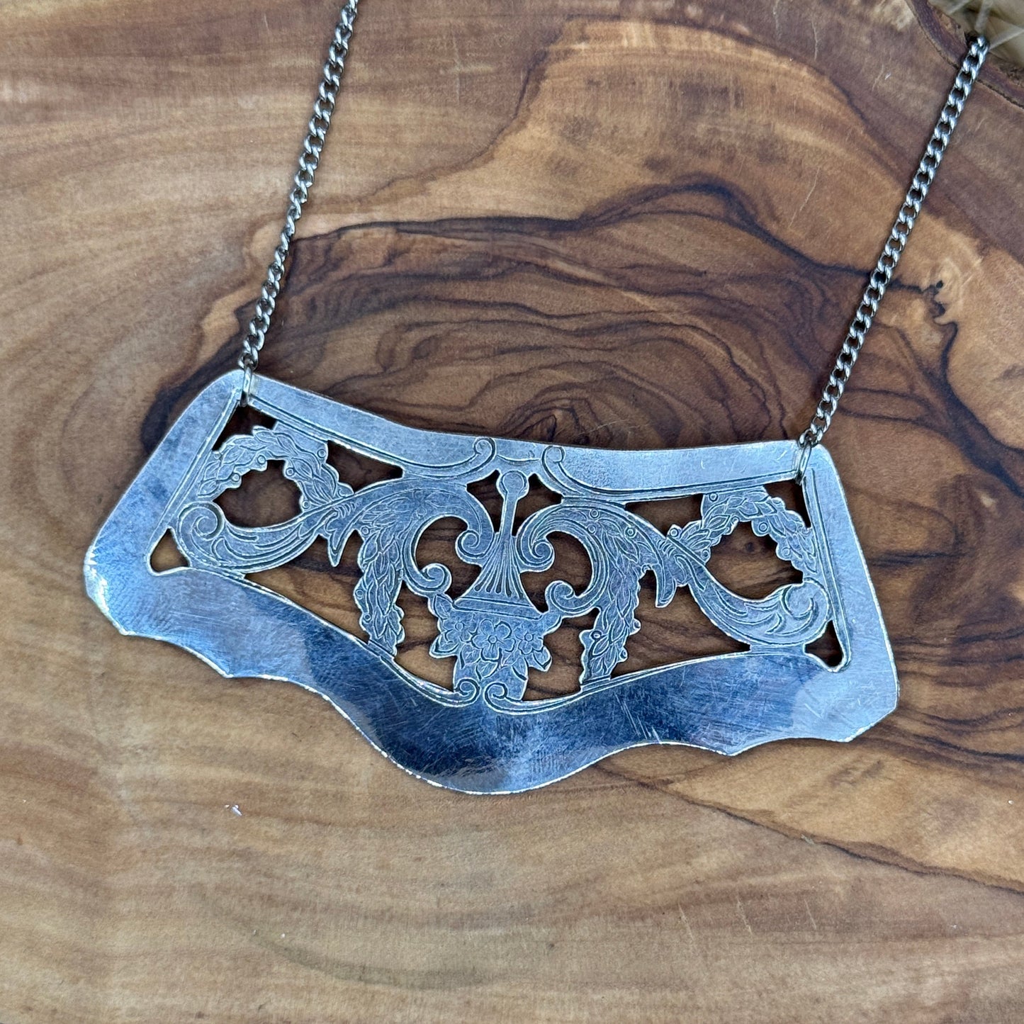 Silver Tray Border Necklace