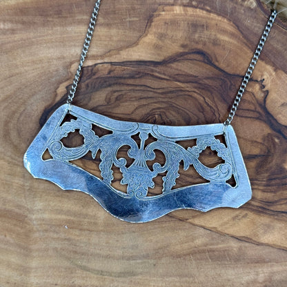 Silver Tray Border Necklace
