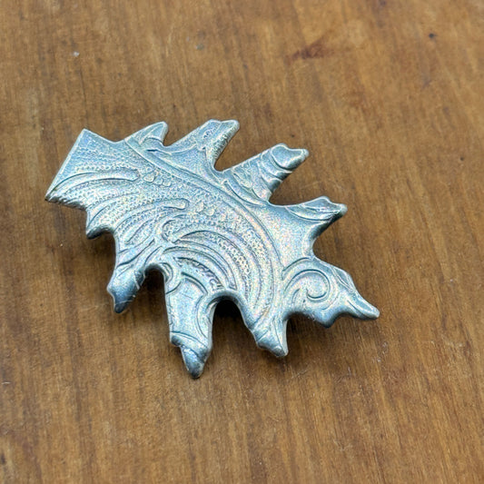 Oak Leaf Pin